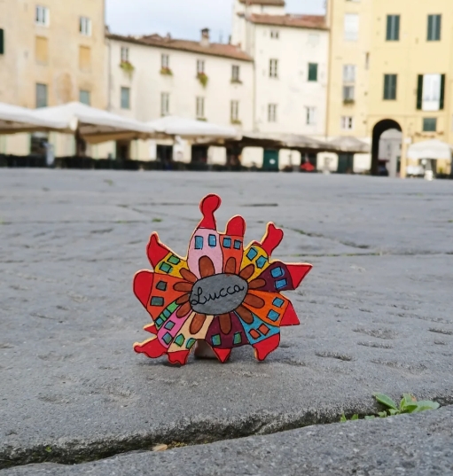 magnete piazza anfiteatro lucca